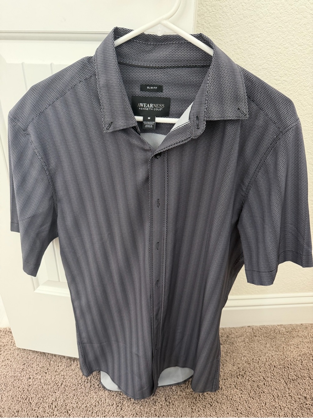 Kenneth Cole Men's Short-Sleeve Button-Down in Charcoal Pattern slim fit